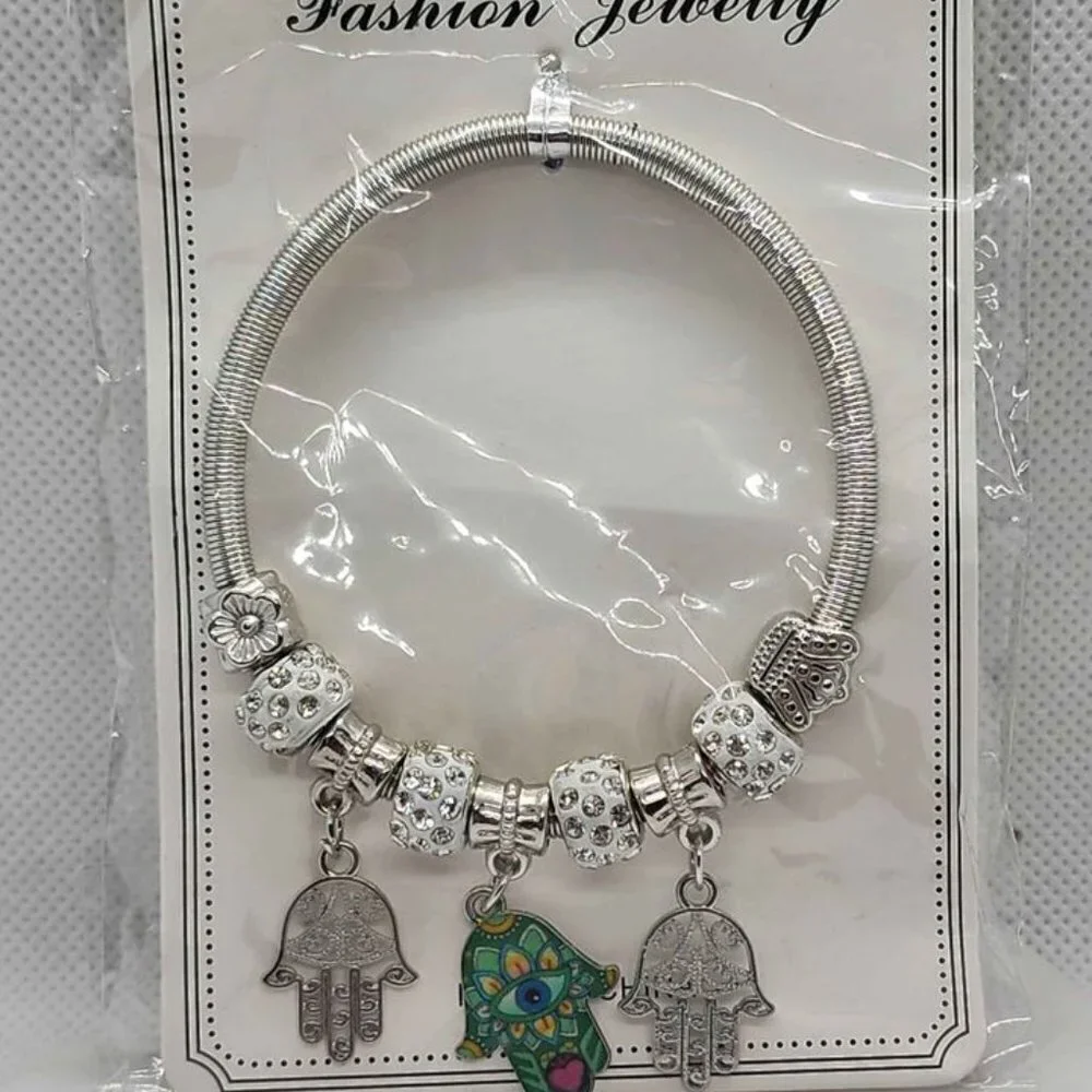 Brand New   Three Hamsa  Bracelet